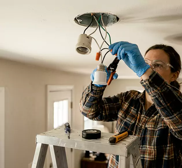 Professional Light Socket Replacement: Your Local Fixture Repair Team in Hixson, TN